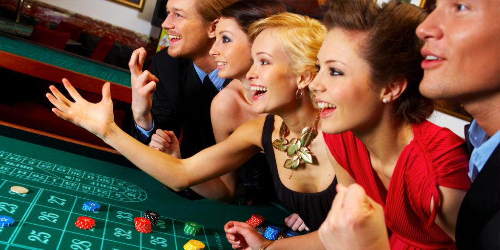Трендовая вечеринка в стиле казино: особенности организации, популярные столы